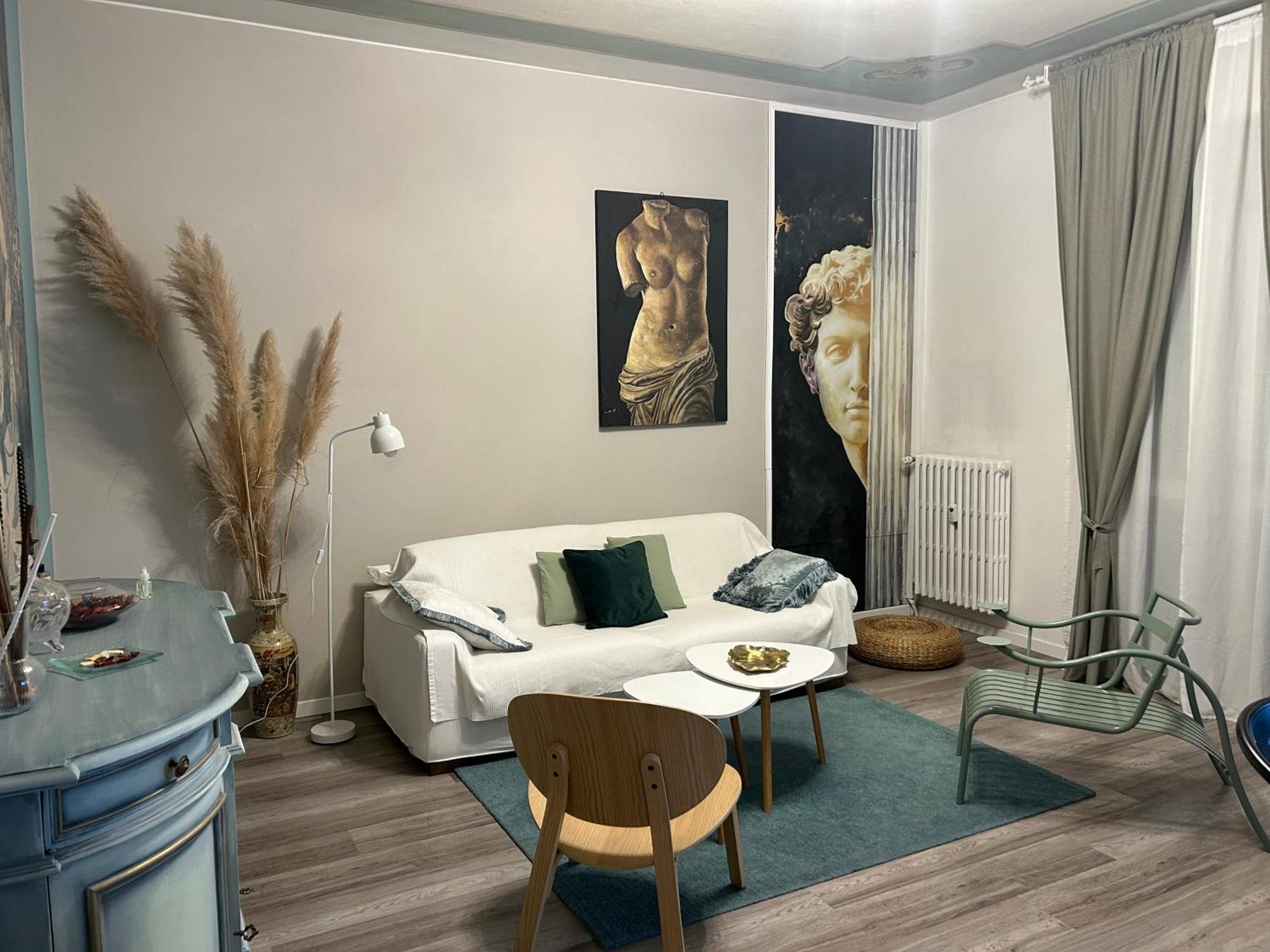 Aurora Flowers - Two Rooms And Free Parking Near Center And Train Station Modena Eksteriør bilde